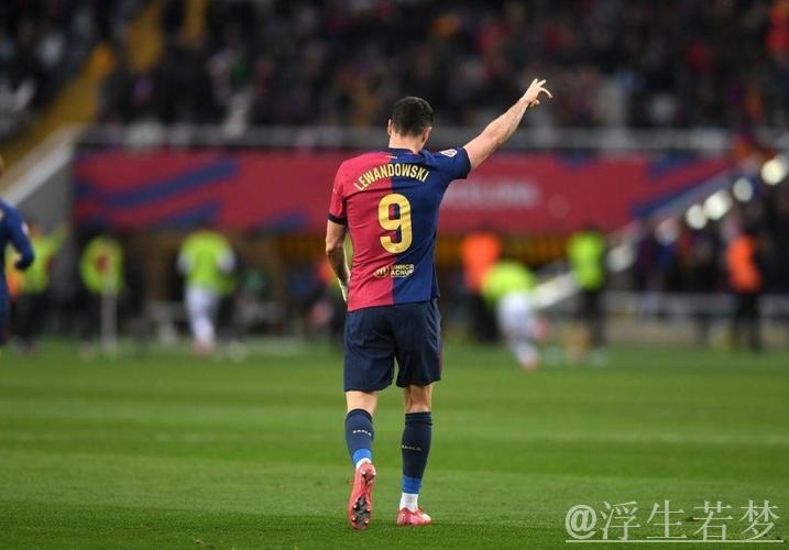 巴萨震撼世界的9秒大戏：3人90米接力反击+4脚触球 36岁杀神终结