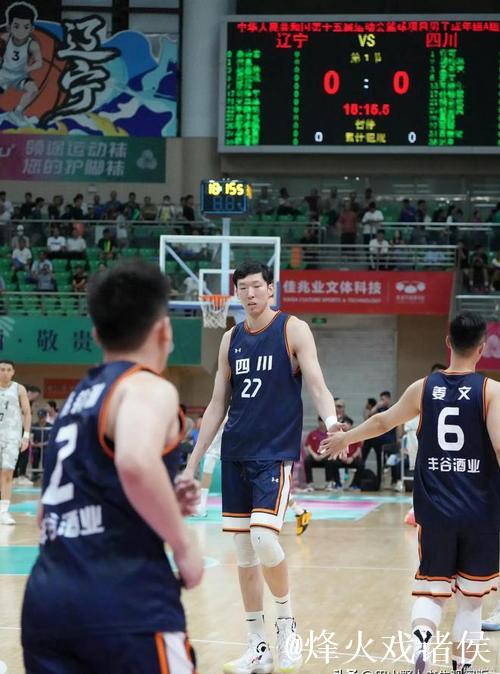 全运会男篮:周琦、胡金秋优势明显 四川队大胜对手 全运会男篮:周琦、胡金秋优势明显 四川队大胜对手