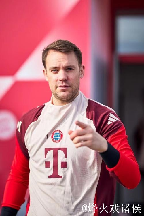 拜仁体育主管:看好同诺伊尔续约 球队仍要引强援 拜仁体育主管:看好同诺伊尔续约 球队仍要引强援