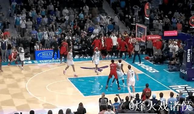 奎克利压哨三分定胜局 猛龙客场力克黄蜂豪取三连胜 奎克利压哨三分定胜局 猛龙客场力克黄蜂豪取三连胜