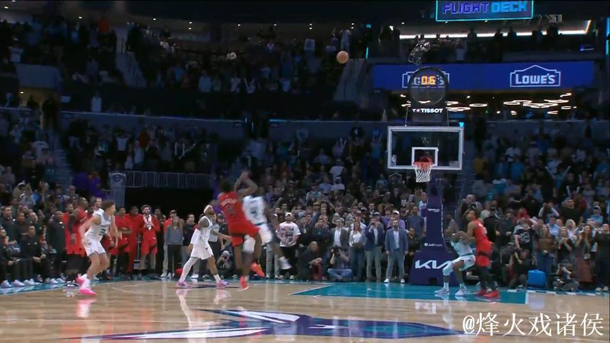 奎克利压哨三分定胜局 猛龙客场力克黄蜂豪取三连胜 奎克利压哨三分定胜局 猛龙客场力克黄蜂豪取三连胜