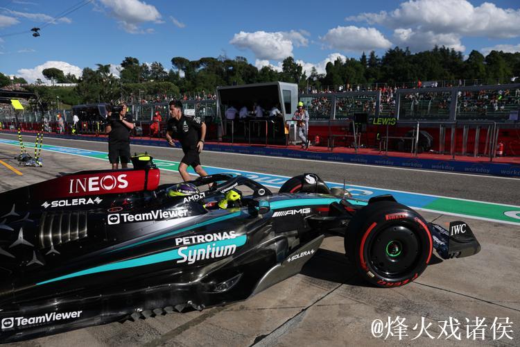 F1艾米利亚·罗马涅大奖赛:皮亚斯特里夺得杆位 F1艾米利亚·罗马涅大奖赛:皮亚斯特里夺得杆位