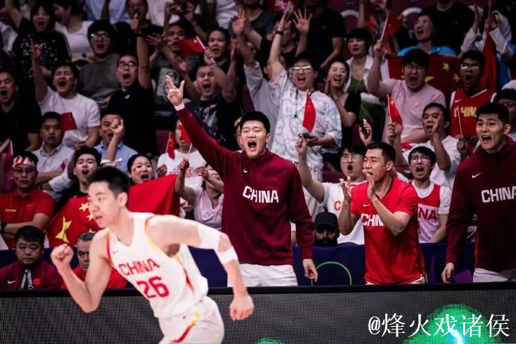 亚洲杯小组赛三连胜晋级八强 中国男篮有惊喜有隐忧 亚洲杯小组赛三连胜晋级八强 中国男篮有惊喜有隐忧